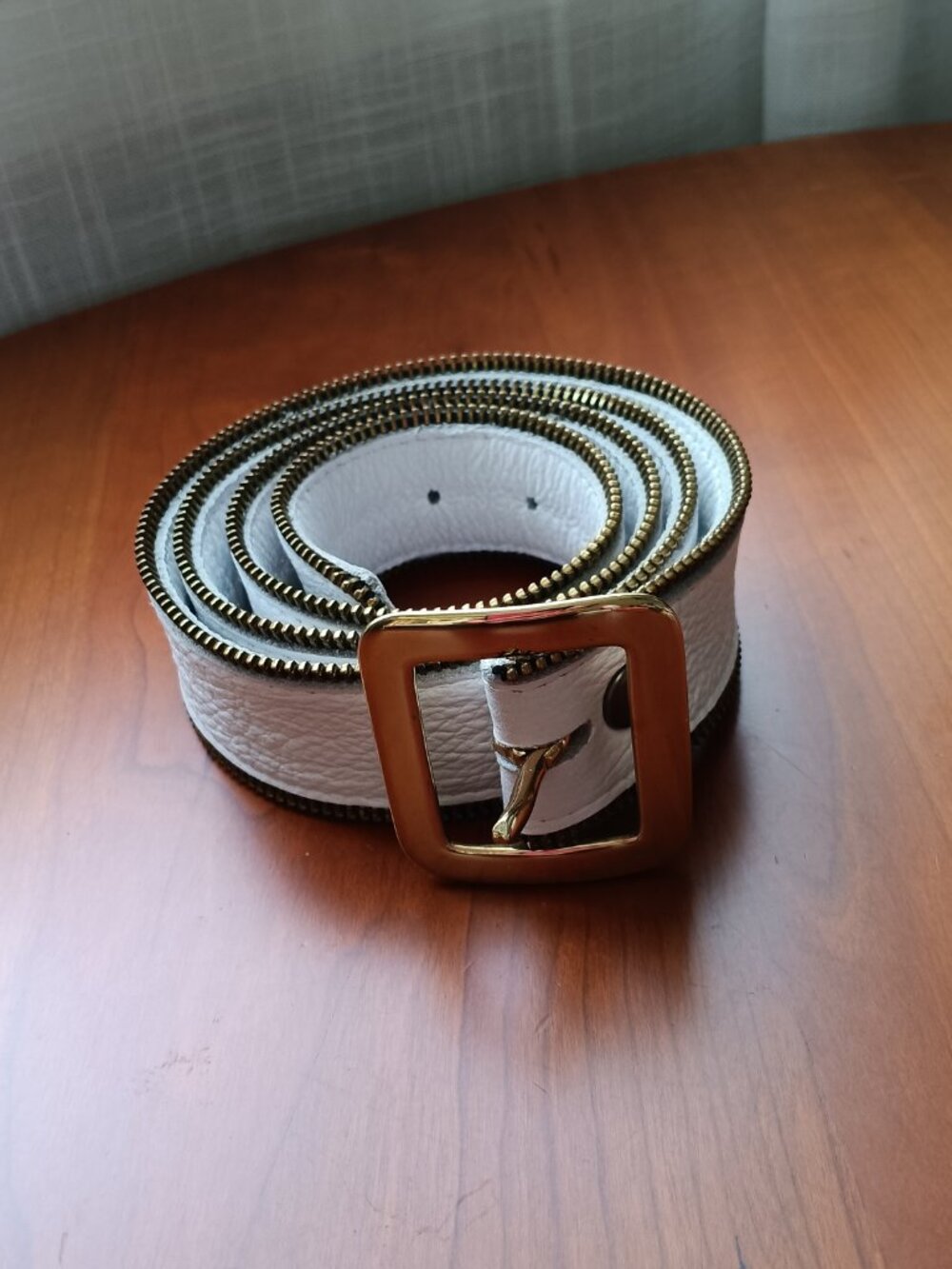 Pre-Loved JJ Winters Novelty White Leather Belt MADE IN THE USA Size Large